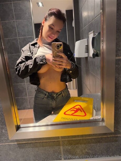 Cataleya X79 nudes pornstar image