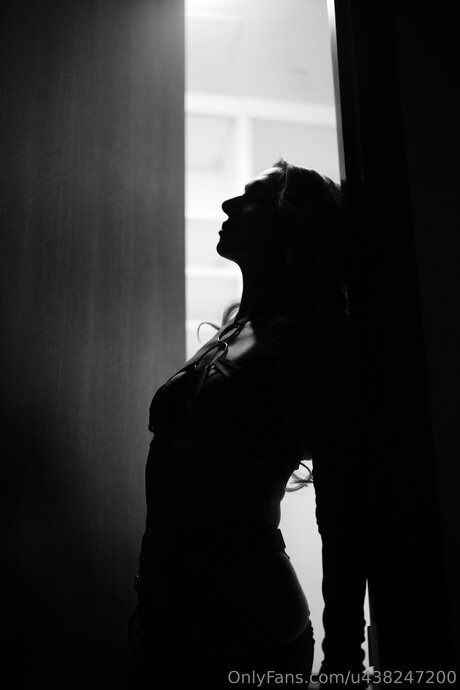 U438247200 adult actress pic