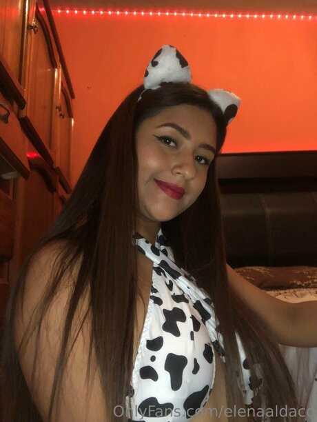 Elenaaldaco model naked img