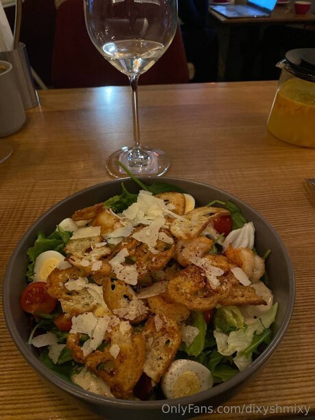 Dixyshmixy naked star img