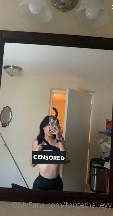 Forgethaileyy porn star image