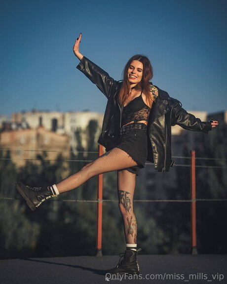 Miss Mills Vip art pornstar images