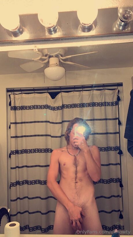 Uknowty beautiful star photo