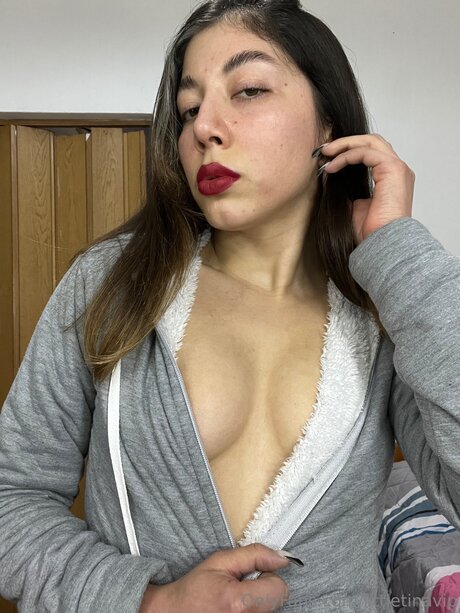 Littletinavip nude star pics