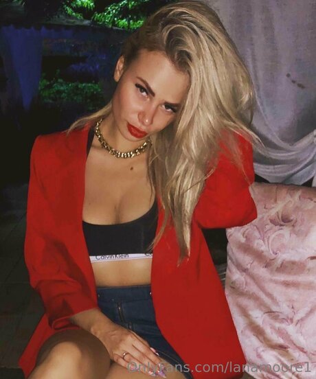 Lanamoore1 art star archive