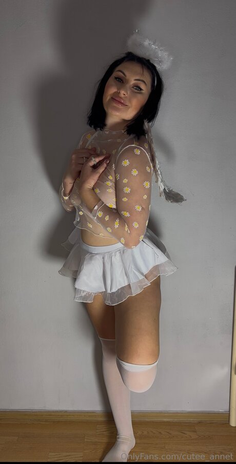 Cutee Annet star archive