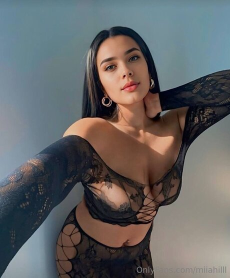 Miiahilll nudes model picture