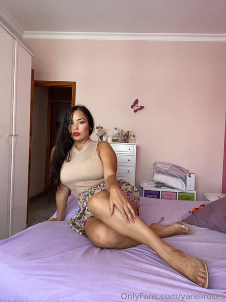Yareliroses xxx star images