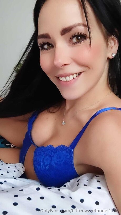 Bittersweetangel1111 sexy model picture