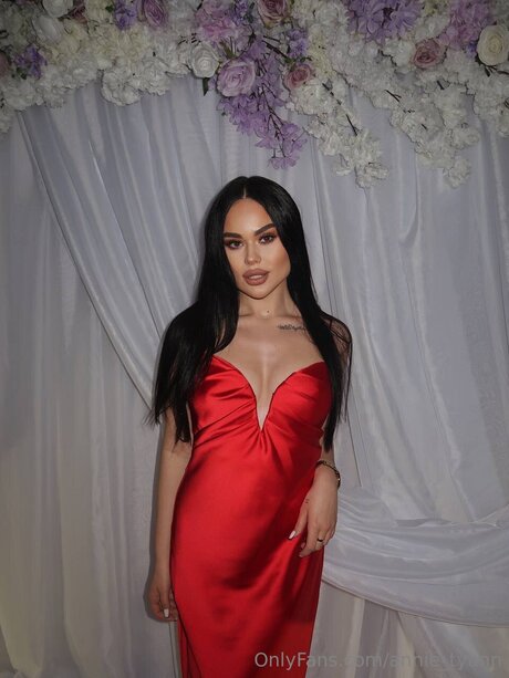 Annie Tyann top pornstar photo