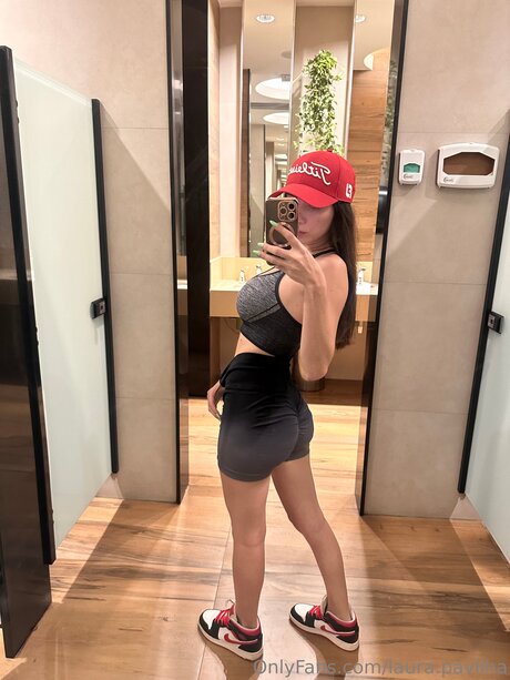 Laurasvault pornstar beautiful picture