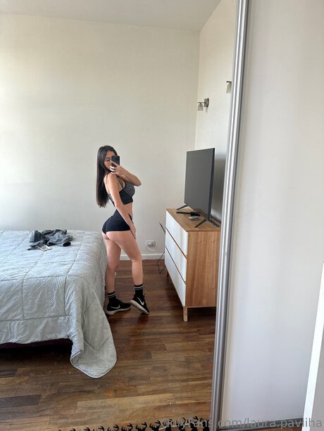 Laurasvault pornographic star archive