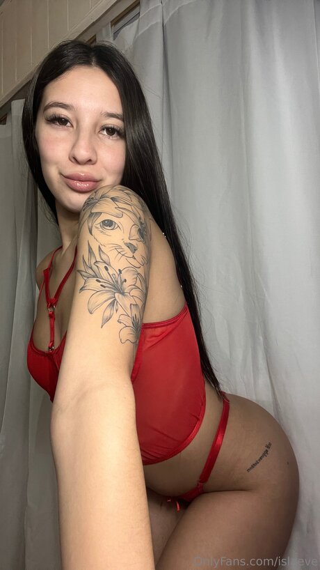 U219442991 pornstar free pictures