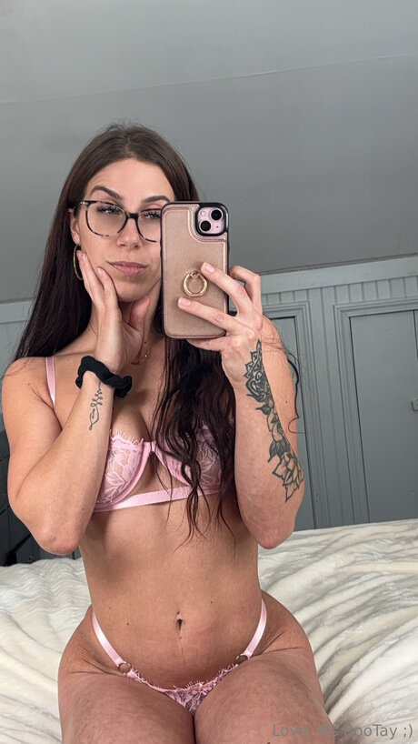 Msbootay high quality model image