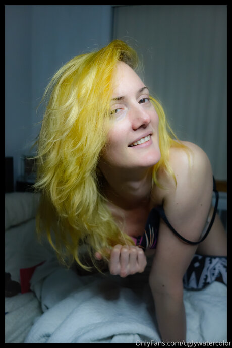 Uglywatercolor porn model picture