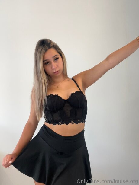 Louise Otg pornstar hot photos