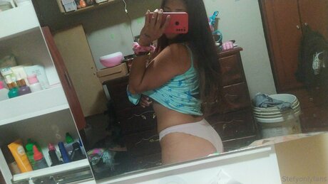 Esteffany01 free pornstar gallery