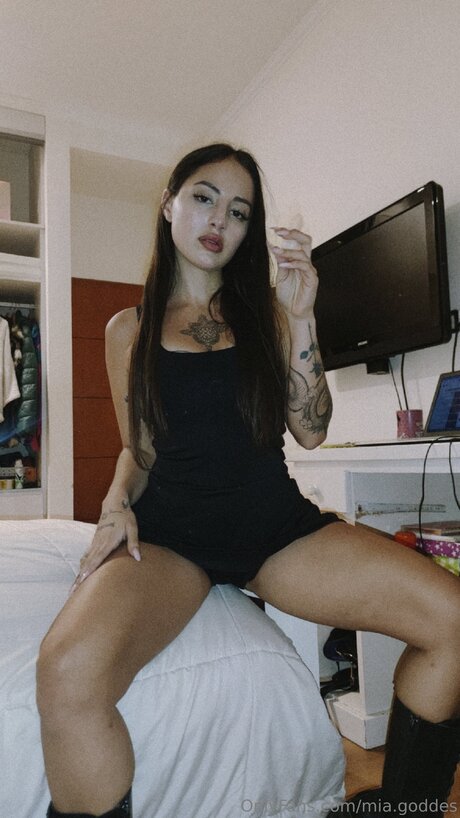 Mia Goddes star sex img