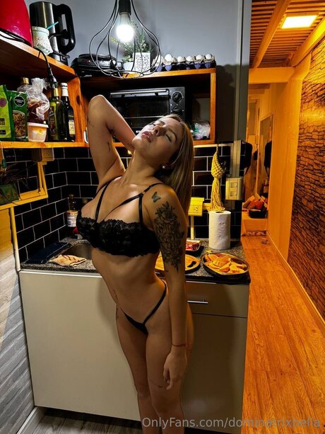 Katieantel star sexy images