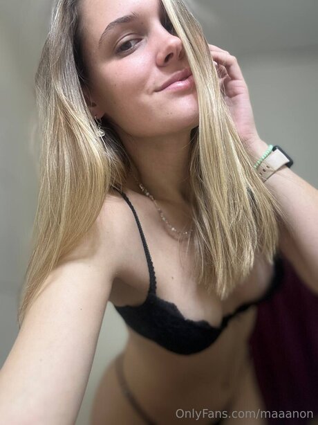 Maaanon star erotic image