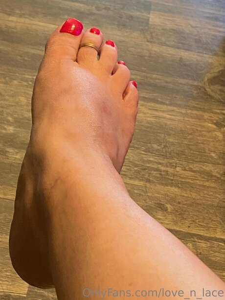 Love N Lace star high quality pictures