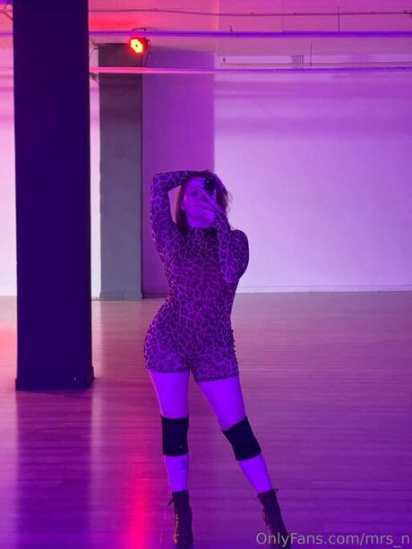 Mrs N star perfect images