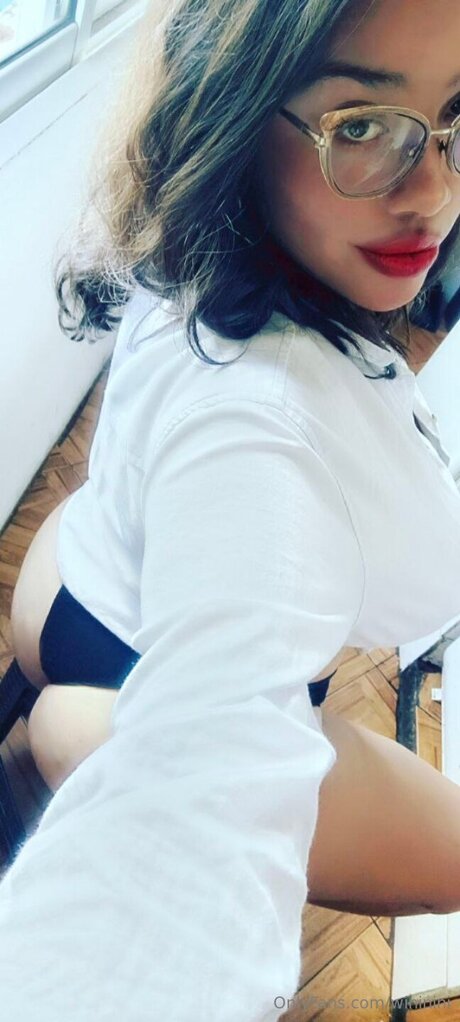 Wininini model pretty archive