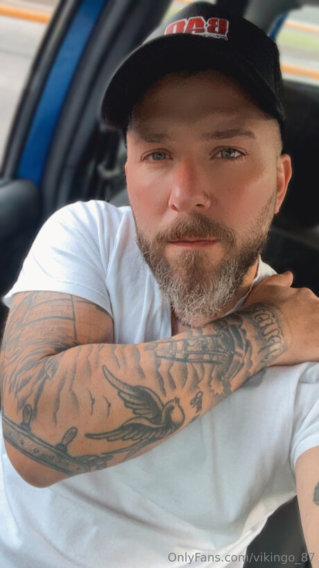 Vikingo 87 porn model galleries