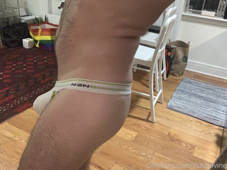 Dukealvine pornographic actress photo