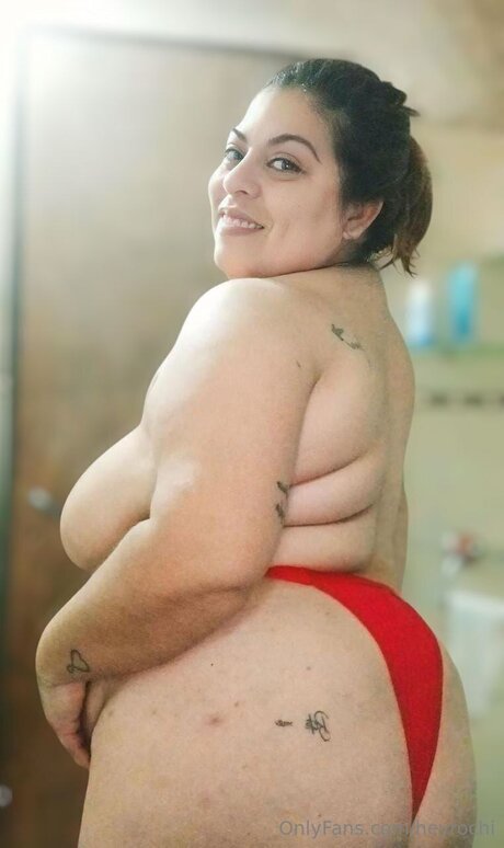 Heyrochi adult actress gallery