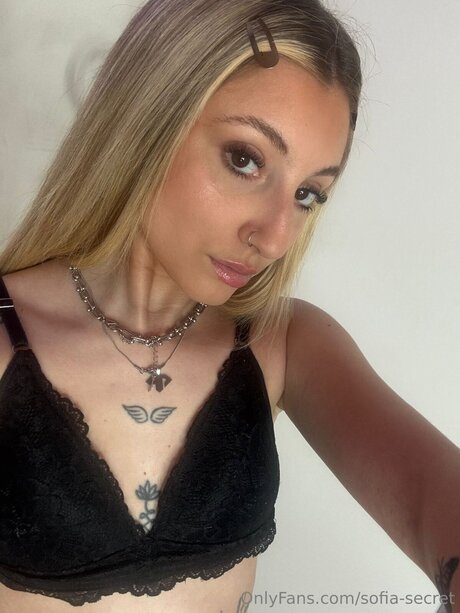 Rubiasophiee xxx actress images