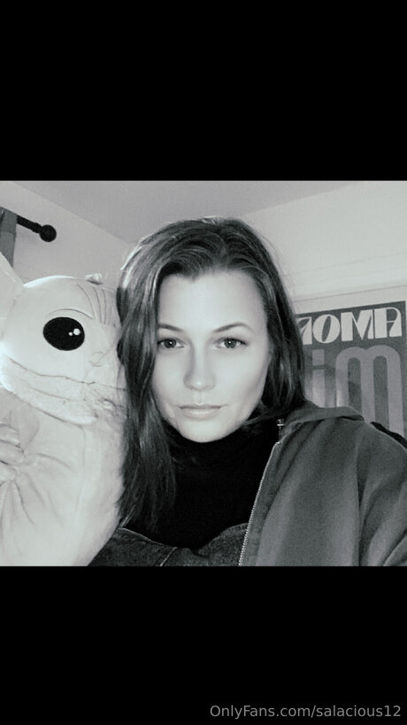 Salacious12 pornstar top photo