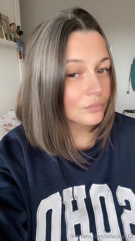 Salacious12 model hd pics