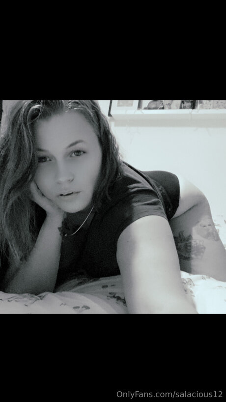 Salacious12 perfect star image