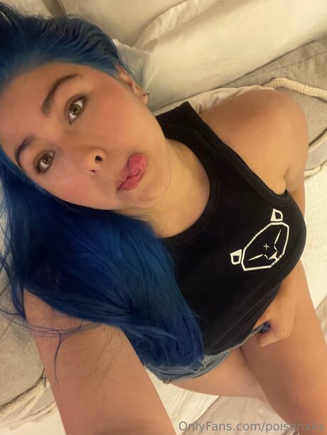 Poisonxxx model art picture