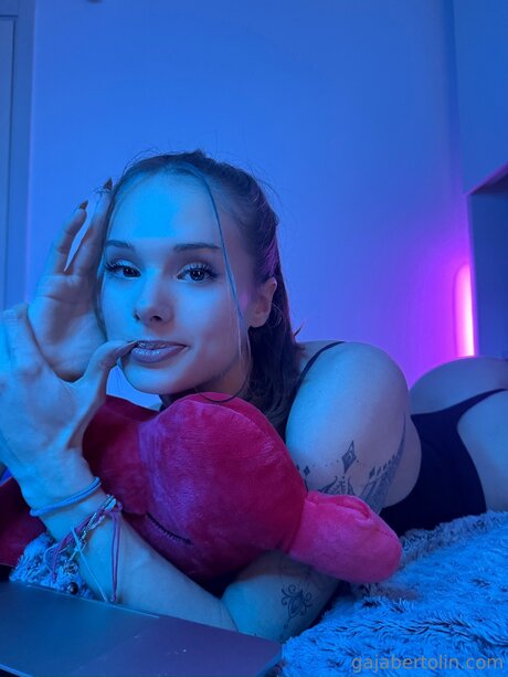 Gajabertolin pornstar hot img