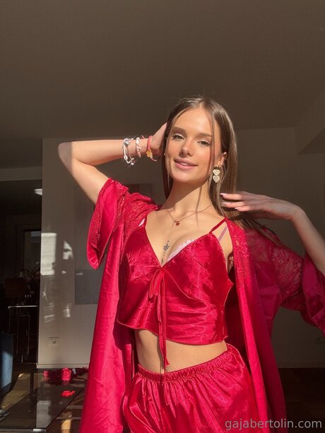 Gajabertolin pornstar exclusive photos