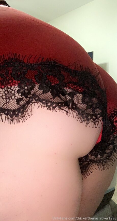 Thickerthenasnicker1993 star free photos