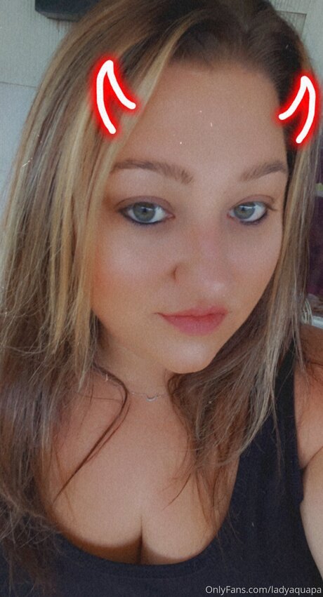 Ladyaquapa star hot picture