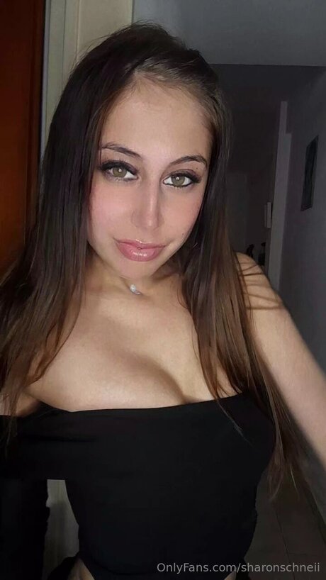 Sharonschneii Profile pic