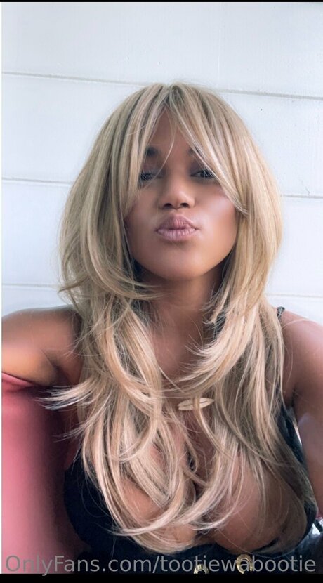 Tootiewabootie sex star photos