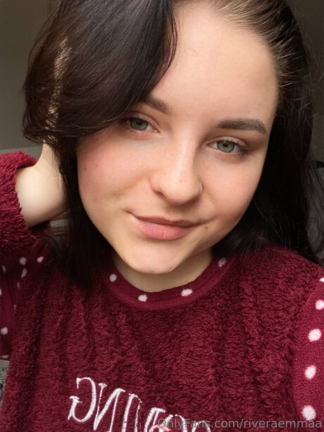Riveraemmaa pornstar beautiful img