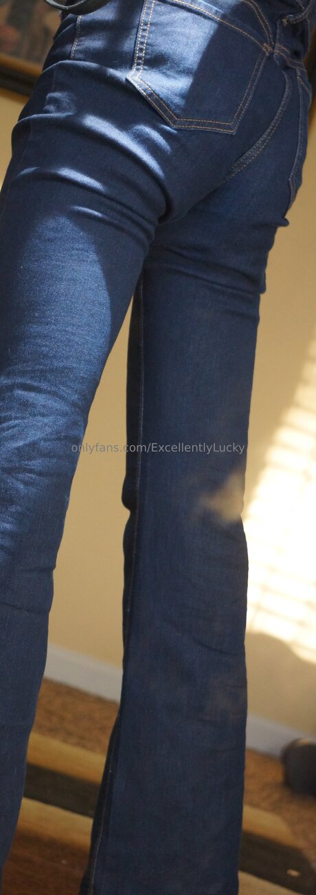 Excellentlylucky pretty model image