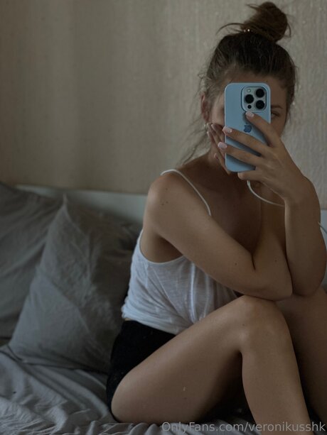 Veronikusshk high quality pornstar pics