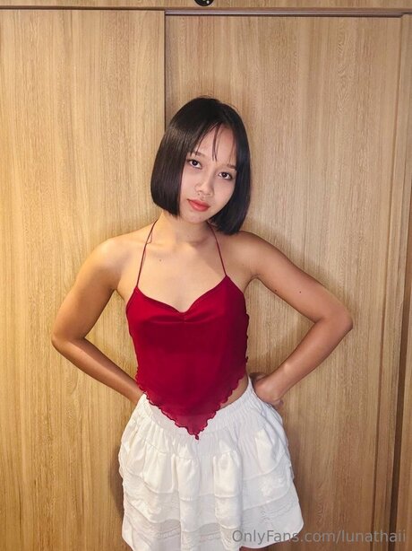 Lunathaii adult actress photo