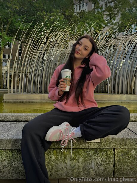 Linabigheart pornstar top pic