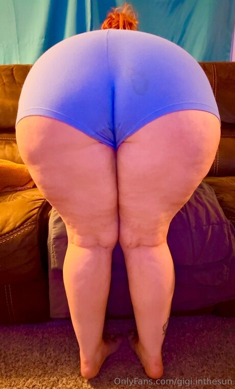 Gigi Inthesun best pornstar pictures