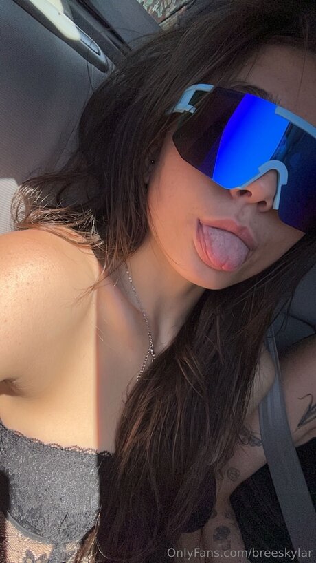 Breeskylar sexy star pictures
