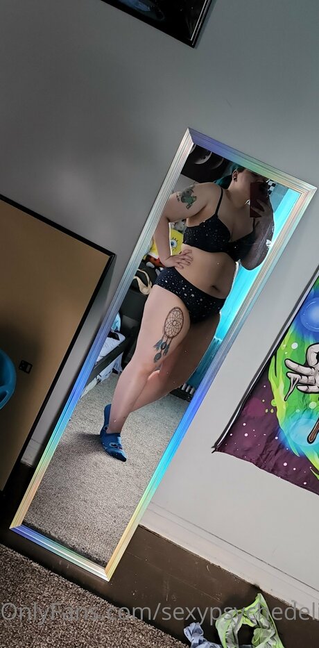 Sexypsychedelicpeach perfect model photo