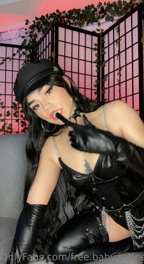 Free Baby Satine pornstar beautiful archive